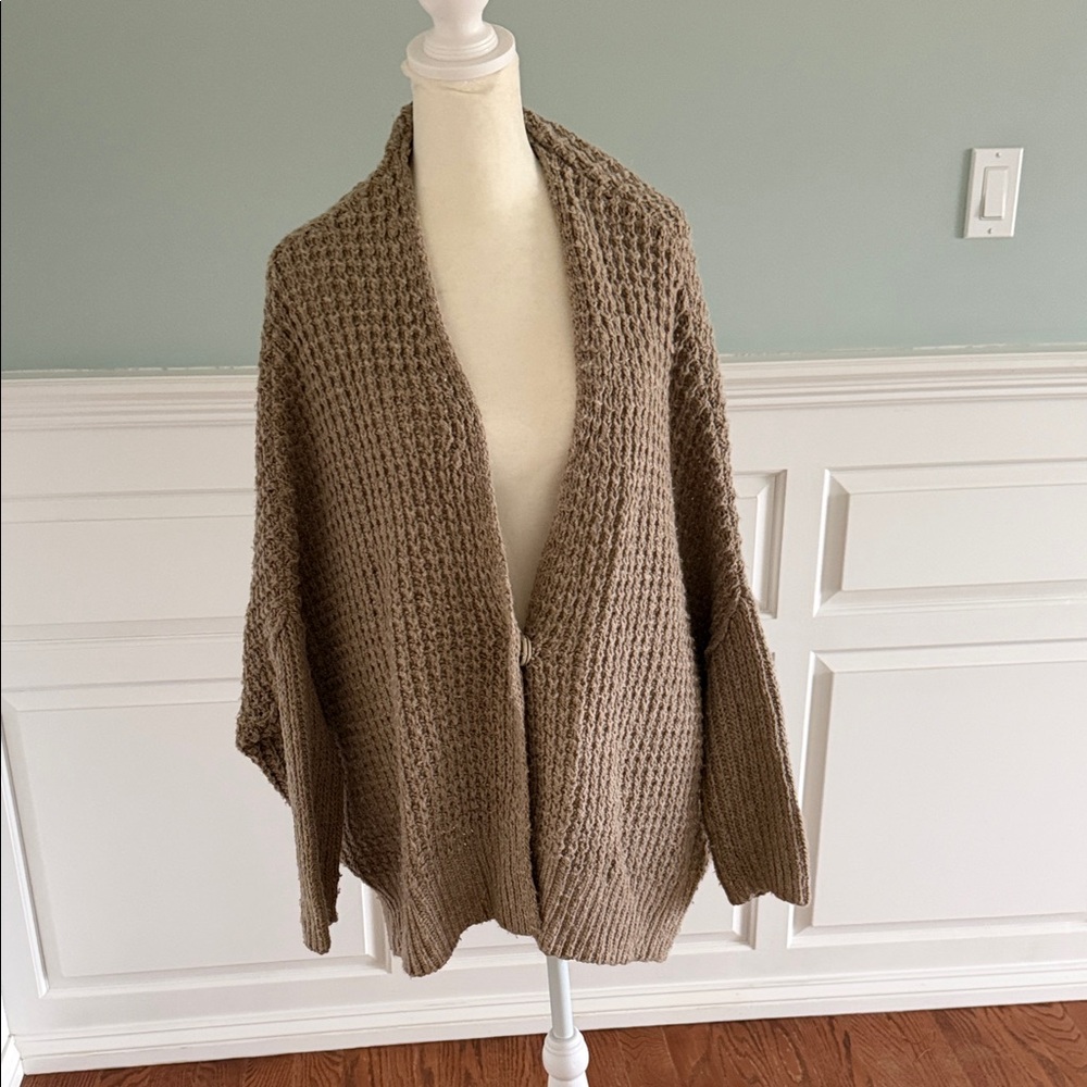 Free People Chunky Knit Open Cardigan in Taupe